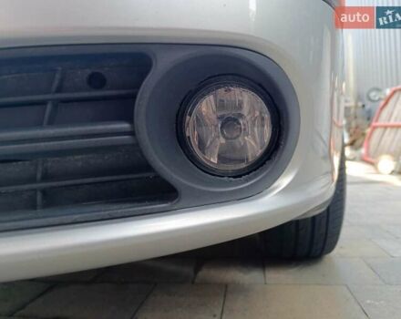 Серый Шкода Фабия, объемом двигателя 1.2 л и пробегом 227 тыс. км за 5300 $, фото 12 на Automoto.ua