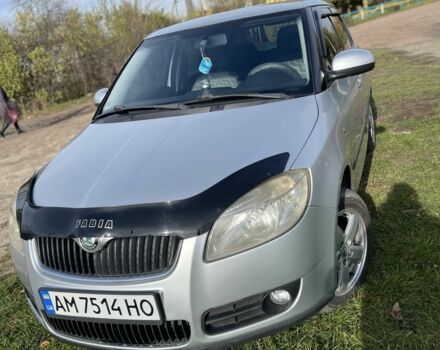 Серый Шкода Фабия, объемом двигателя 1.4 л и пробегом 260 тыс. км за 4500 $, фото 2 на Automoto.ua