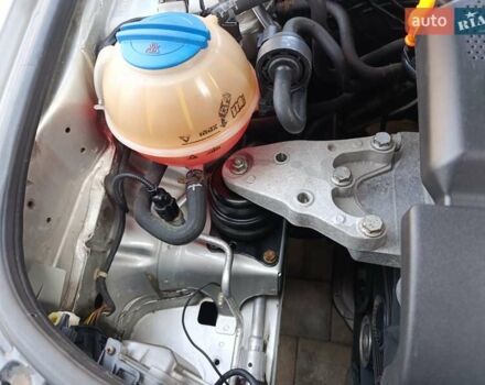 Серый Шкода Фабия, объемом двигателя 1.2 л и пробегом 227 тыс. км за 5300 $, фото 65 на Automoto.ua