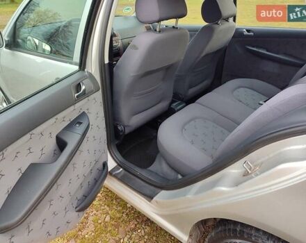 Сірий Шкода Фабія, об'ємом двигуна 1.4 л та пробігом 196 тис. км за 4900 $, фото 16 на Automoto.ua