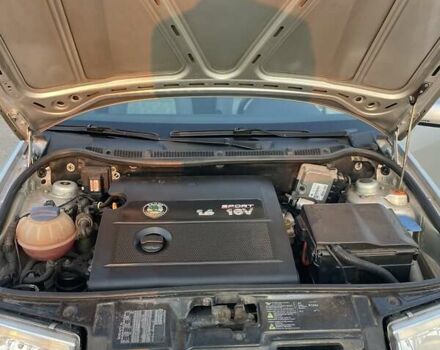 Сірий Шкода Фабія, об'ємом двигуна 1.39 л та пробігом 180 тис. км за 4300 $, фото 9 на Automoto.ua