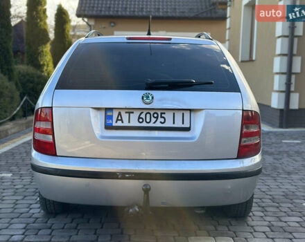 Серый Шкода Фабия, объемом двигателя 1.4 л и пробегом 189 тыс. км за 2950 $, фото 4 на Automoto.ua