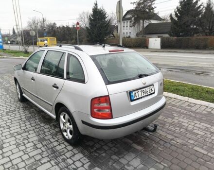 Серый Шкода Фабия, объемом двигателя 1.4 л и пробегом 230 тыс. км за 2600 $, фото 5 на Automoto.ua