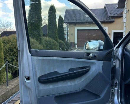 Серый Шкода Фабия, объемом двигателя 1.4 л и пробегом 189 тыс. км за 2950 $, фото 7 на Automoto.ua