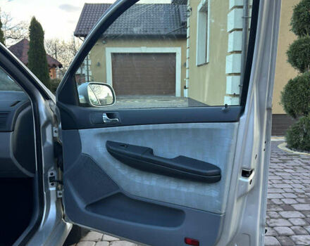 Серый Шкода Фабия, объемом двигателя 1.4 л и пробегом 189 тыс. км за 2950 $, фото 20 на Automoto.ua