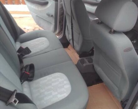 Серый Шкода Фабия, объемом двигателя 1.4 л и пробегом 205 тыс. км за 5000 $, фото 2 на Automoto.ua