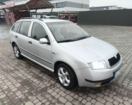 Серый Шкода Фабия, объемом двигателя 1.4 л и пробегом 230 тыс. км за 2600 $, фото 1 на Automoto.ua