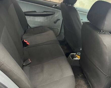 Серый Шкода Фабия, объемом двигателя 1.9 л и пробегом 250 тыс. км за 3100 $, фото 4 на Automoto.ua