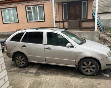 Сірий Шкода Фабія, об'ємом двигуна 1.9 л та пробігом 250 тис. км за 3100 $, фото 2 на Automoto.ua