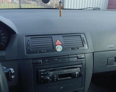 Серый Шкода Фабия, объемом двигателя 1.39 л и пробегом 240 тыс. км за 4200 $, фото 7 на Automoto.ua