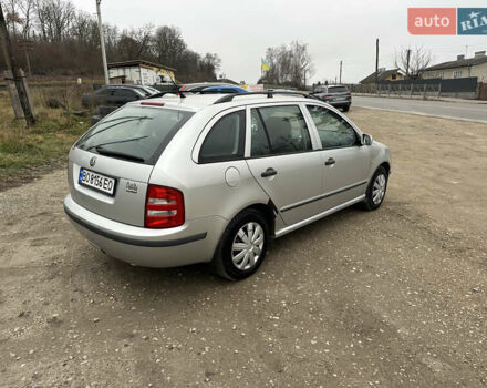 Сірий Шкода Фабія, об'ємом двигуна 1.4 л та пробігом 170 тис. км за 3250 $, фото 1 на Automoto.ua
