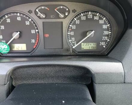 Серый Шкода Фабия, объемом двигателя 1.39 л и пробегом 240 тыс. км за 4200 $, фото 4 на Automoto.ua