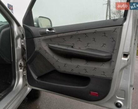 Сірий Шкода Фабія, об'ємом двигуна 1.39 л та пробігом 195 тис. км за 3400 $, фото 12 на Automoto.ua