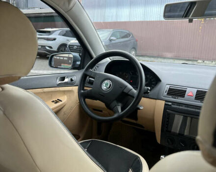 Сірий Шкода Фабія, об'ємом двигуна 1.39 л та пробігом 210 тис. км за 4500 $, фото 13 на Automoto.ua