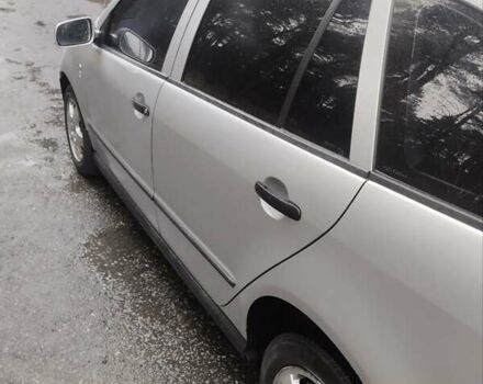 Сірий Шкода Фабія, об'ємом двигуна 1.4 л та пробігом 224 тис. км за 3300 $, фото 4 на Automoto.ua