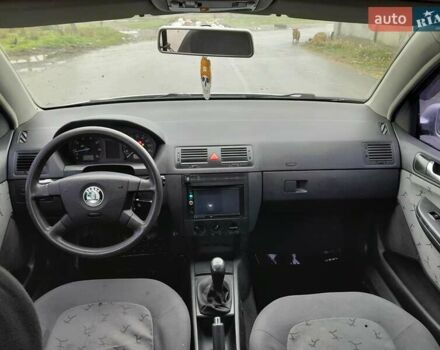 Серый Шкода Фабия, объемом двигателя 1.39 л и пробегом 250 тыс. км за 2200 $, фото 5 на Automoto.ua
