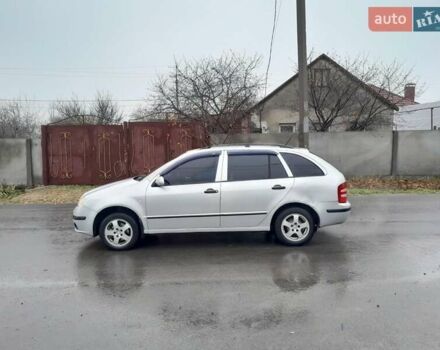 Серый Шкода Фабия, объемом двигателя 1.39 л и пробегом 250 тыс. км за 2200 $, фото 4 на Automoto.ua