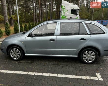 Серый Шкода Фабия, объемом двигателя 1.4 л и пробегом 315 тыс. км за 3250 $, фото 5 на Automoto.ua