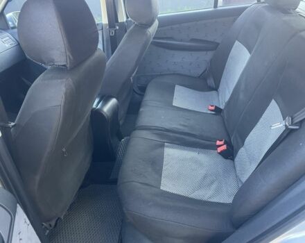 Серый Шкода Фабия, объемом двигателя 1.4 л и пробегом 239 тыс. км за 3900 $, фото 5 на Automoto.ua