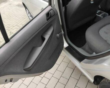 Сірий Шкода Фабія, об'ємом двигуна 1.39 л та пробігом 242 тис. км за 3249 $, фото 15 на Automoto.ua