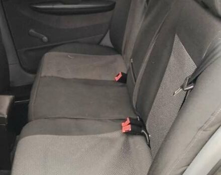 Серый Шкода Фабия, объемом двигателя 1.4 л и пробегом 368 тыс. км за 4000 $, фото 7 на Automoto.ua