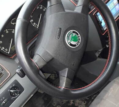 Серый Шкода Фабия, объемом двигателя 1.4 л и пробегом 300 тыс. км за 2900 $, фото 6 на Automoto.ua