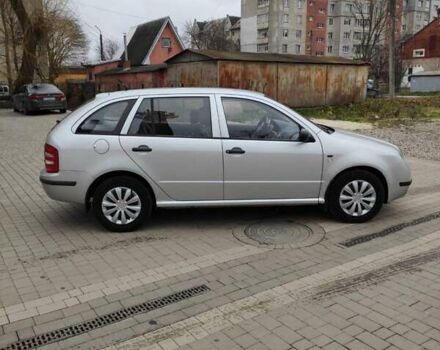 Сірий Шкода Фабія, об'ємом двигуна 1.39 л та пробігом 242 тис. км за 3249 $, фото 5 на Automoto.ua