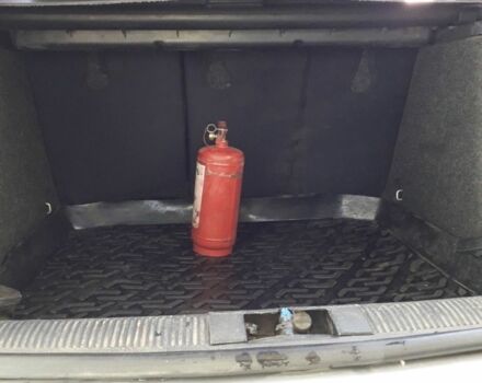 Серый Шкода Фабия, объемом двигателя 1.4 л и пробегом 230 тыс. км за 3000 $, фото 5 на Automoto.ua