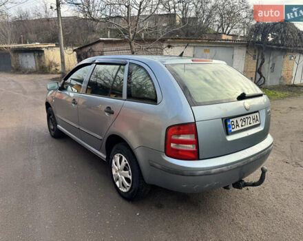 Серый Шкода Фабия, объемом двигателя 1.4 л и пробегом 300 тыс. км за 1850 $, фото 4 на Automoto.ua