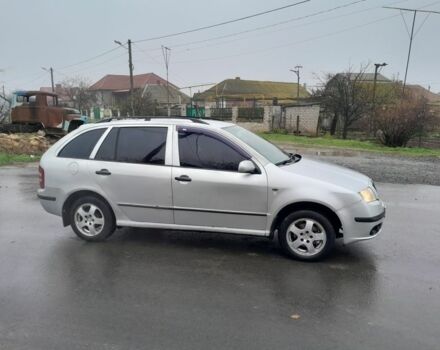 Серый Шкода Фабия, объемом двигателя 1.4 л и пробегом 250 тыс. км за 2200 $, фото 5 на Automoto.ua