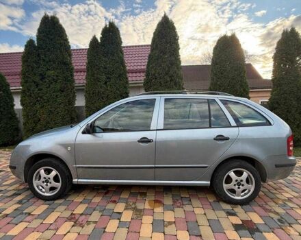 Серый Шкода Фабия, объемом двигателя 1.4 л и пробегом 268 тыс. км за 3600 $, фото 5 на Automoto.ua