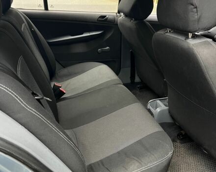 Серый Шкода Фабия, объемом двигателя 1.4 л и пробегом 315 тыс. км за 3500 $, фото 7 на Automoto.ua