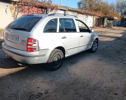 Серый Шкода Фабия, объемом двигателя 0 л и пробегом 300 тыс. км за 2000 $, фото 7 на Automoto.ua