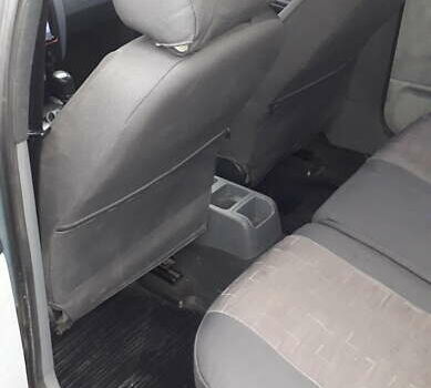 Серый Шкода Фабия, объемом двигателя 1.4 л и пробегом 300 тыс. км за 2900 $, фото 5 на Automoto.ua