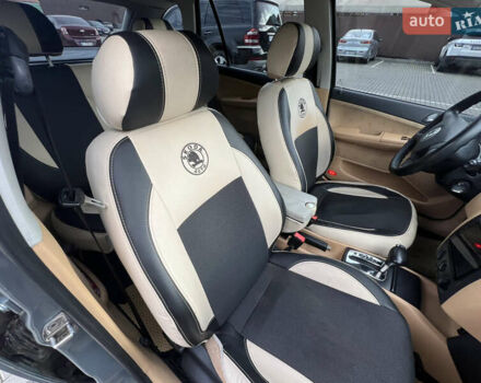 Сірий Шкода Фабія, об'ємом двигуна 1.39 л та пробігом 210 тис. км за 4500 $, фото 11 на Automoto.ua