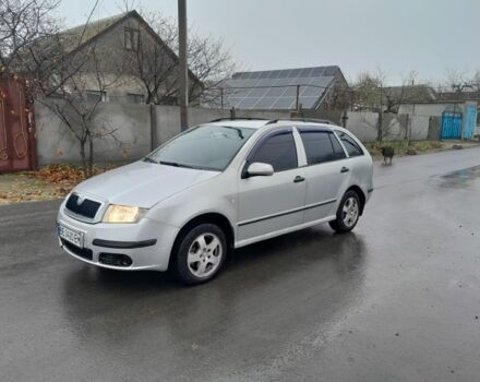 Серый Шкода Фабия, объемом двигателя 1.4 л и пробегом 250 тыс. км за 2200 $, фото 1 на Automoto.ua