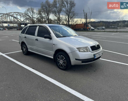 Серый Шкода Фабия, объемом двигателя 1.4 л и пробегом 259 тыс. км за 3400 $, фото 2 на Automoto.ua