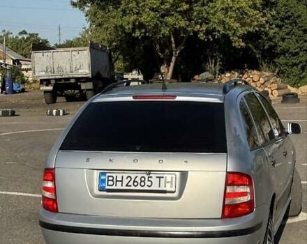 Серый Шкода Фабия, объемом двигателя 1.39 л и пробегом 323 тыс. км за 3300 $, фото 3 на Automoto.ua