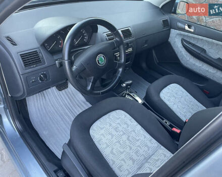 Сірий Шкода Фабія, об'ємом двигуна 1.39 л та пробігом 298 тис. км за 4700 $, фото 12 на Automoto.ua