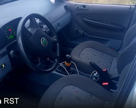 Сірий Шкода Фабія, об'ємом двигуна 1.4 л та пробігом 254 тис. км за 4000 $, фото 5 на Automoto.ua