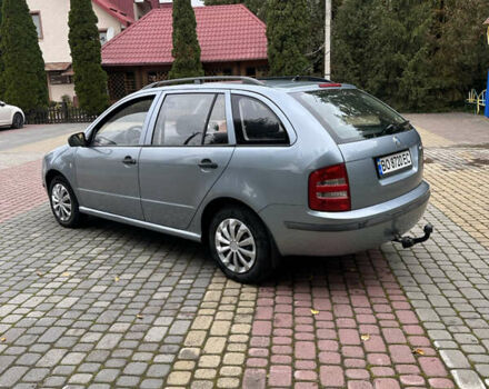 Серый Шкода Фабия, объемом двигателя 1.4 л и пробегом 295 тыс. км за 2750 $, фото 2 на Automoto.ua