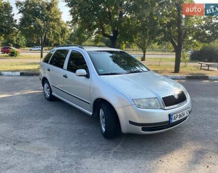 Сірий Шкода Фабія, об'ємом двигуна 1.2 л та пробігом 215 тис. км за 3250 $, фото 1 на Automoto.ua