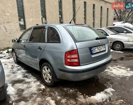 Сірий Шкода Фабія, об'ємом двигуна 1.39 л та пробігом 250 тис. км за 2300 $, фото 3 на Automoto.ua