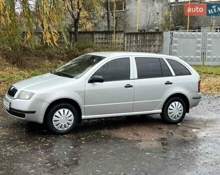 Шкода Фабия 2003 в Львове на Automoto.ua Серый Шкода Фабия, объемом двигателя 1.39 л и пробегом 167 тыс. км за 3150 $, фото 13 на Automoto.ua