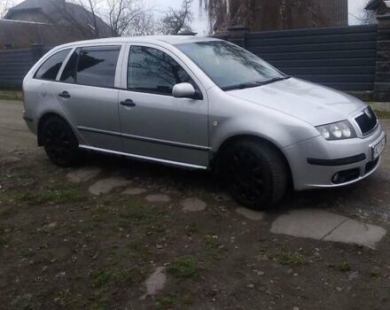 Серый Шкода Фабия, объемом двигателя 1.4 л и пробегом 366 тыс. км за 2900 $, фото 1 на Automoto.ua