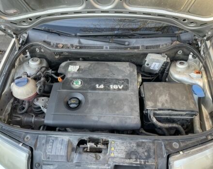 Серый Шкода Фабия, объемом двигателя 1.4 л и пробегом 291 тыс. км за 3050 $, фото 7 на Automoto.ua