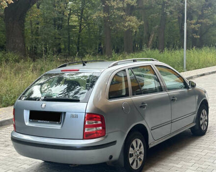 Серый Шкода Фабия, объемом двигателя 1.39 л и пробегом 210 тыс. км за 3650 $, фото 7 на Automoto.ua
