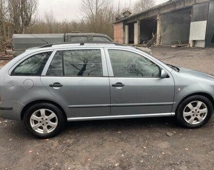 Сірий Шкода Фабія, об'ємом двигуна 1.4 л та пробігом 204 тис. км за 3700 $, фото 4 на Automoto.ua