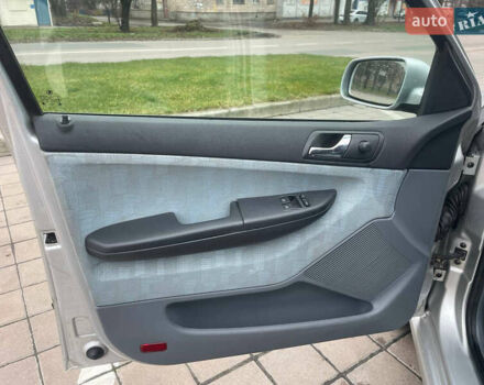 Серый Шкода Фабия, объемом двигателя 1.39 л и пробегом 252 тыс. км за 4200 $, фото 8 на Automoto.ua