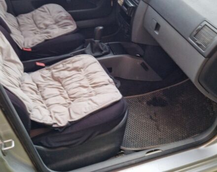 Шкода Фабия 2003 в Тячеве на Automoto.ua Серый Шкода Фабия, объемом двигателя 1.2 л и пробегом 340 тыс. км за 2800 $, фото 3 на Automoto.ua